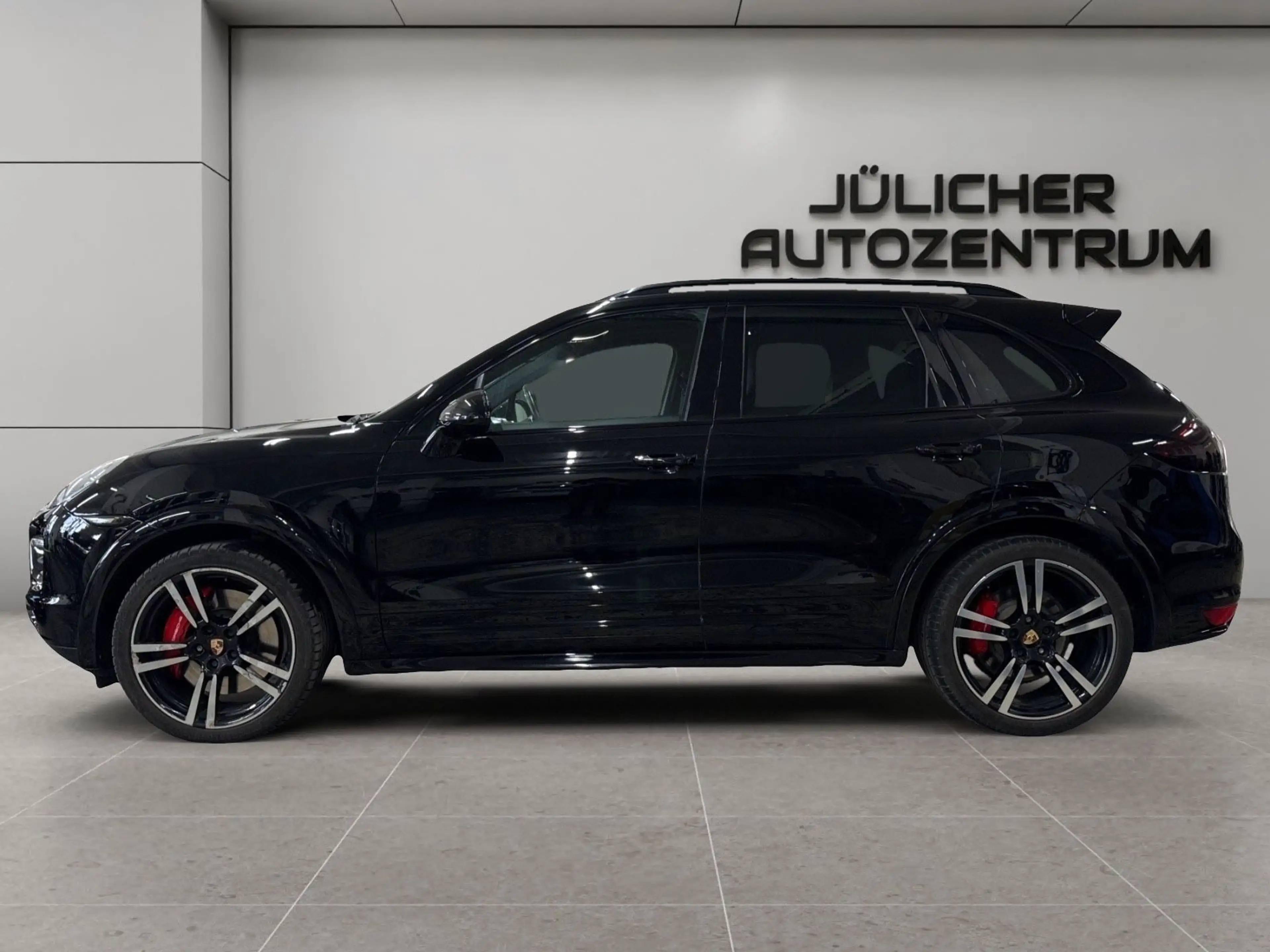 Porsche Cayenne Turbo S Aut., Burmester, Insp. Neu — photo 5