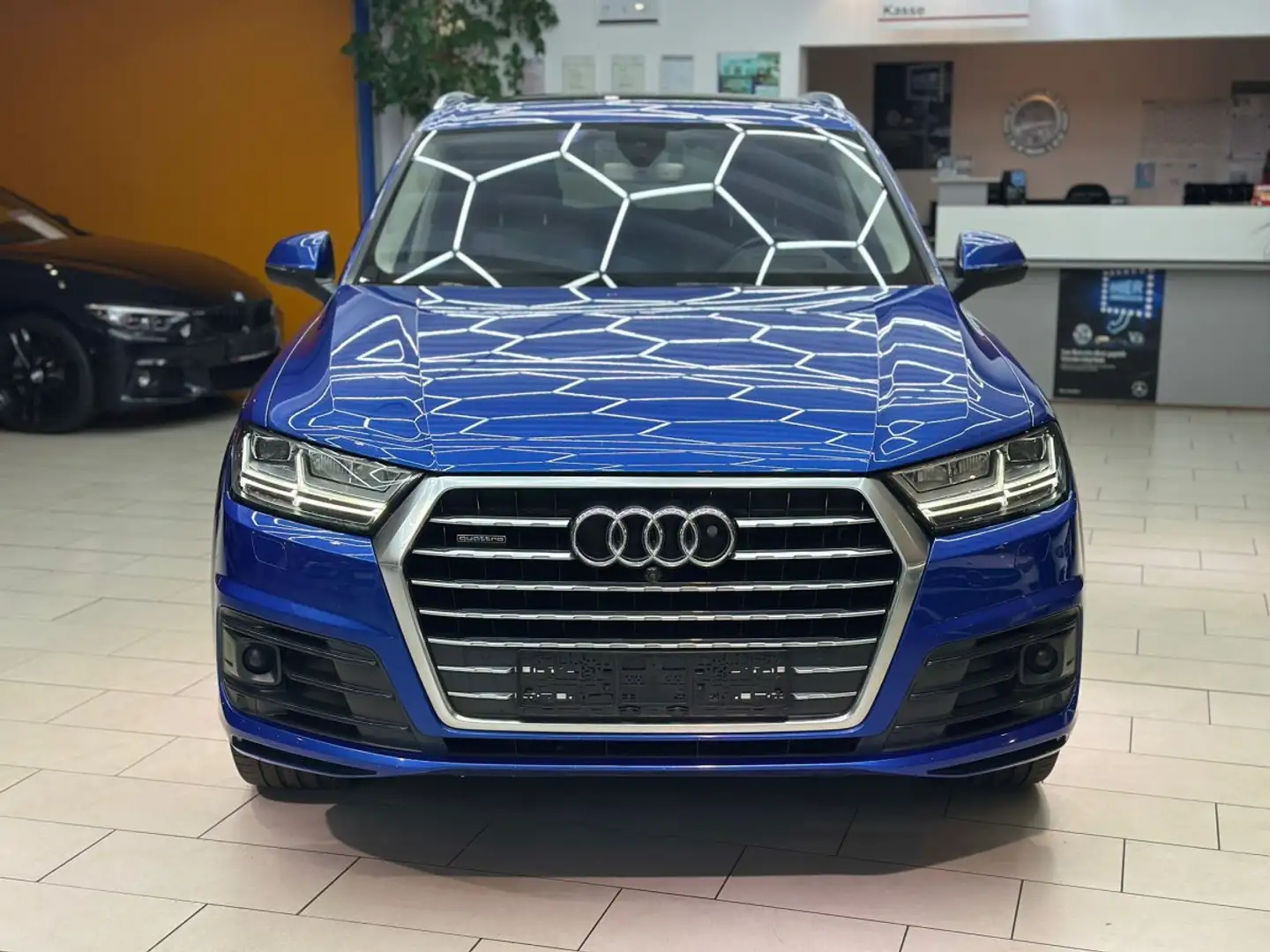 Audi Q7 3.0 TDI quattro S-Line StdHzg RFK HeUp Leder Ambie Blau - 2