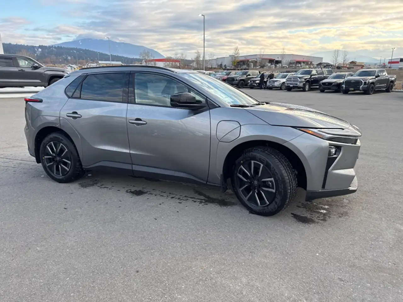 Toyota bZ снимка Toyota bZ