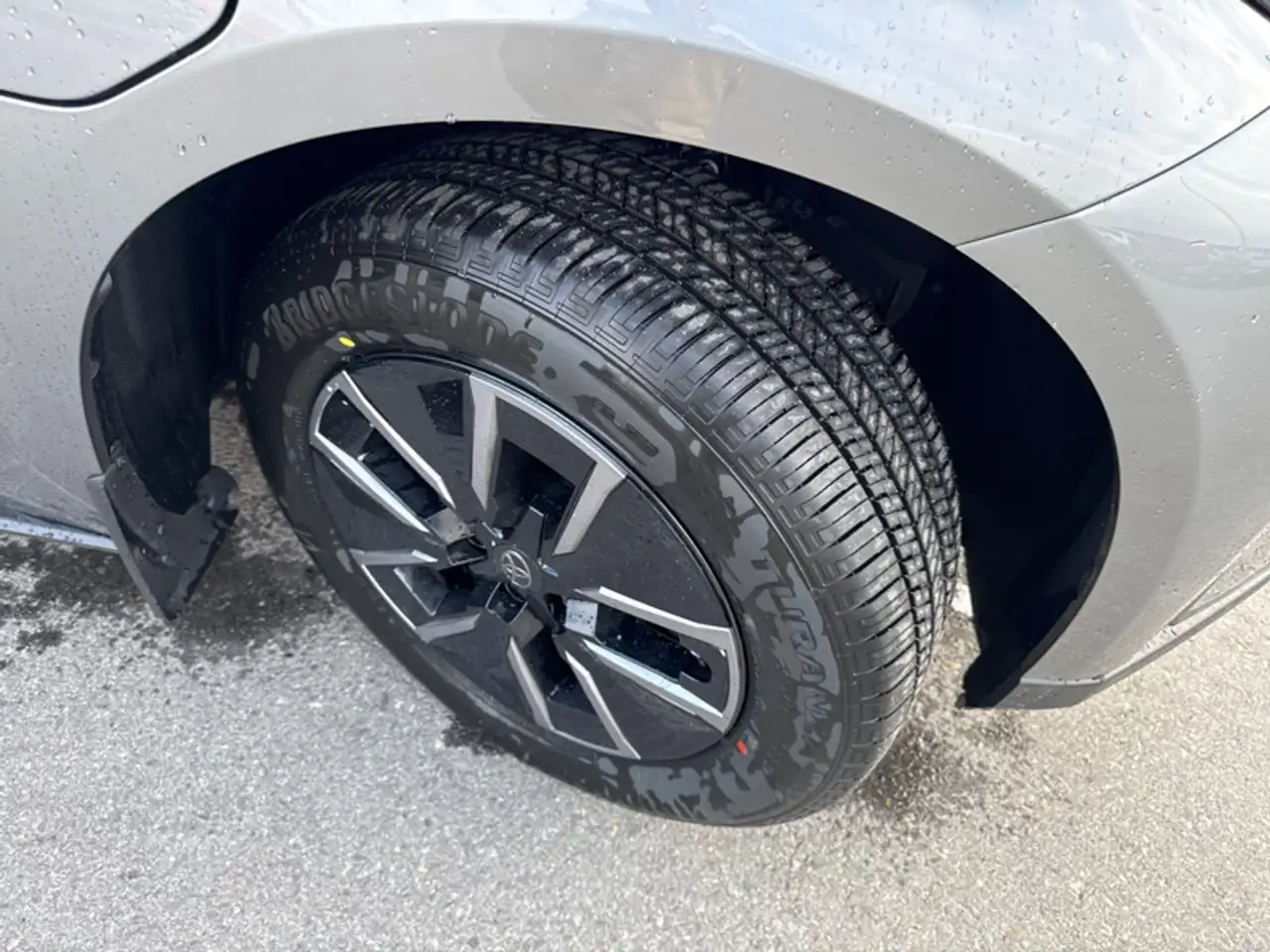 Toyota bZ снимка Toyota bZ