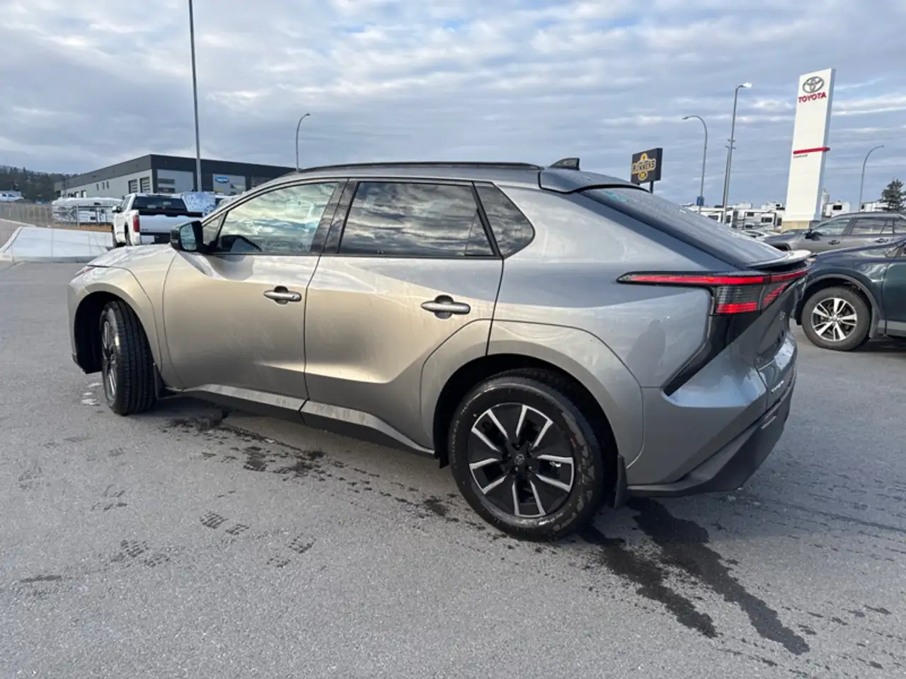 Toyota bZ снимка Toyota bZ