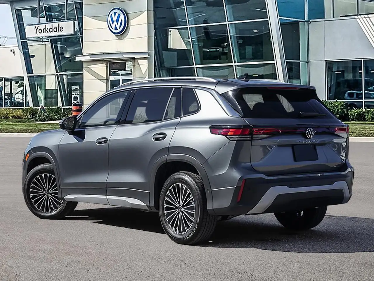 Volkswagen Tiguan снимка Volkswagen Tiguan