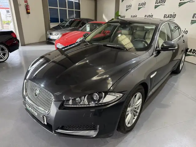 Jaguar XF 2.2 Diesel Premium Luxury Aut.