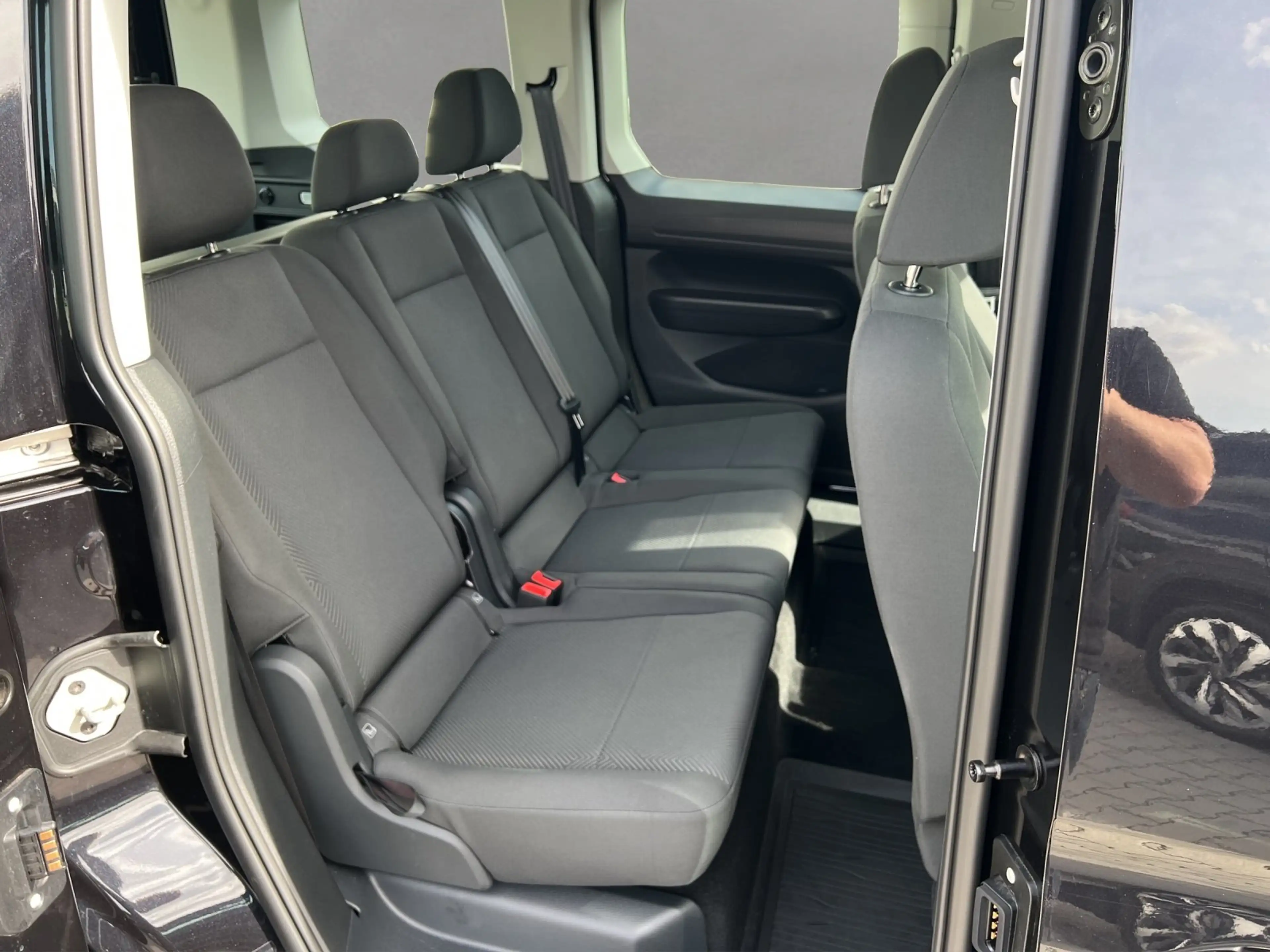 Ford Tourneo Connect 2.0 Trend AHK/TEMPOMAT/PDC/NAVI/ — photo 9