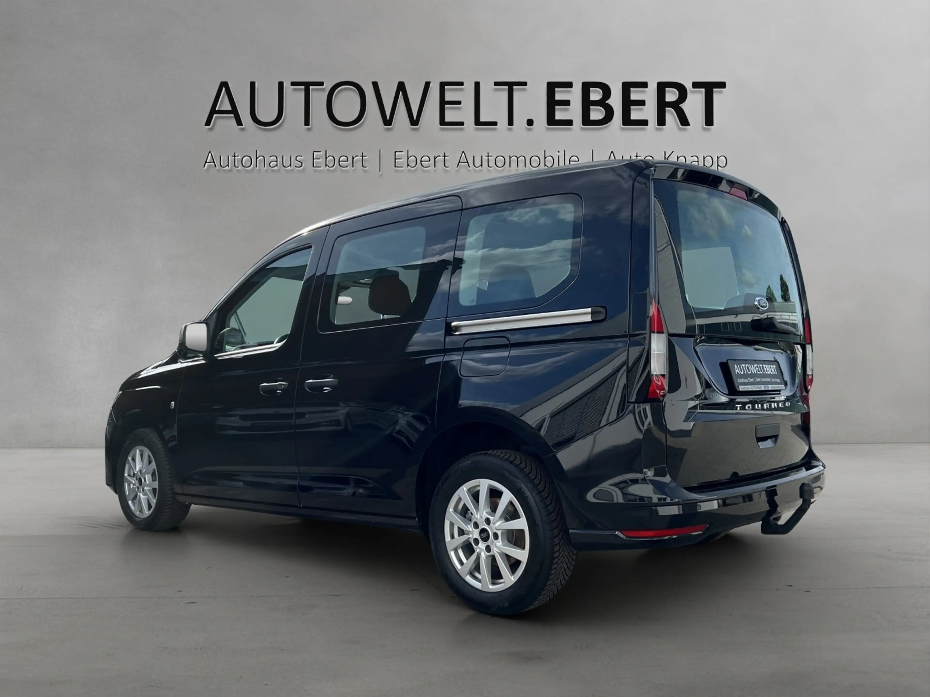 Ford Tourneo Connect 2.0 Trend AHK/TEMPOMAT/PDC/NAVI/ — photo 3