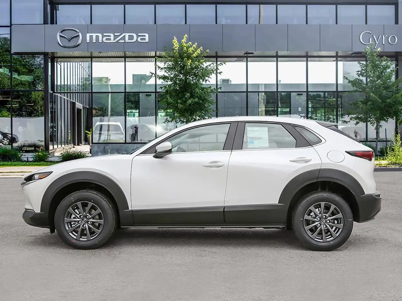 Mazda CX-30 photo Mazda CX-30