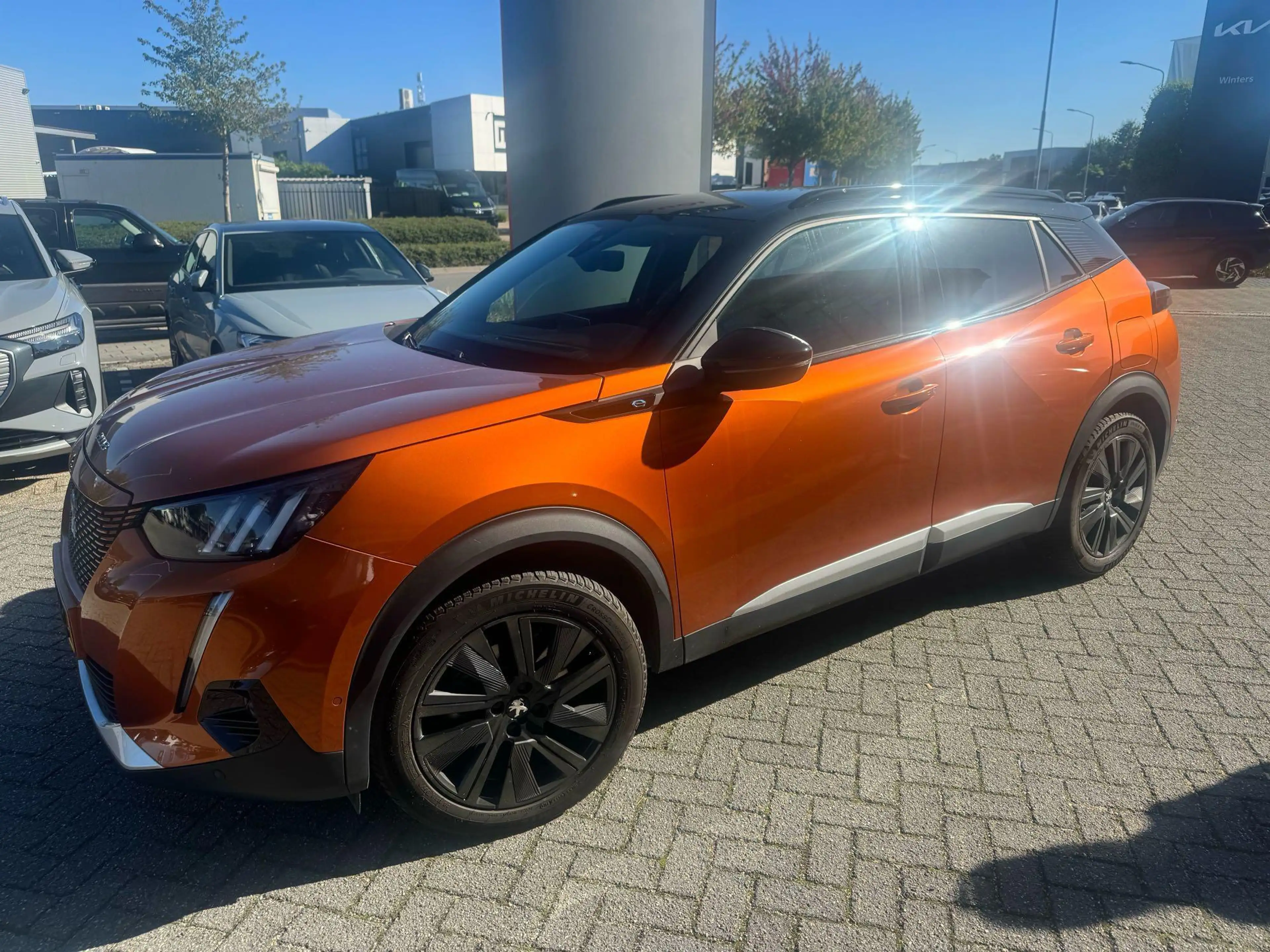 Peugeot e-2008 EV GT 50 kWh — photo 10