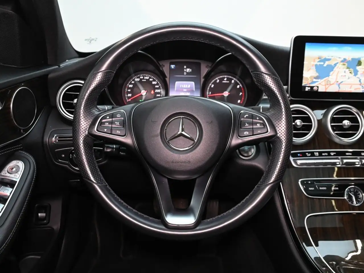 Mercedes-Benz C-Class photo Mercedes-Benz C-Class