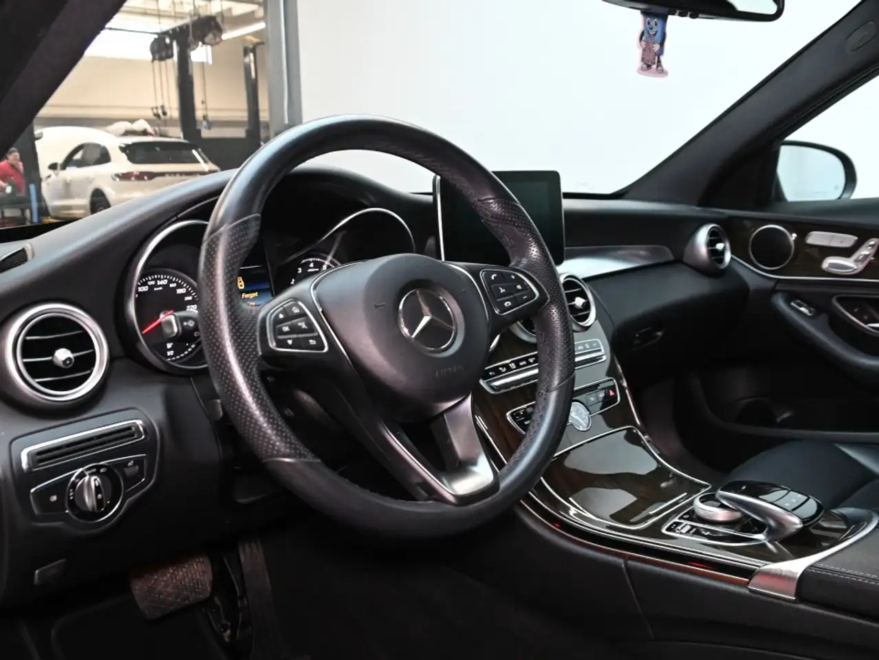 Mercedes-Benz C-Class photo Mercedes-Benz C-Class