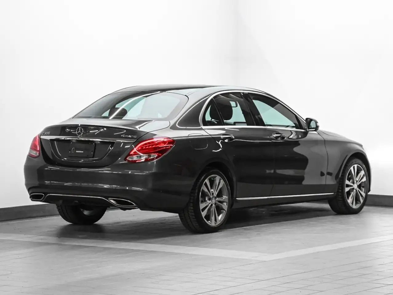 Mercedes-Benz C-Class photo Mercedes-Benz C-Class