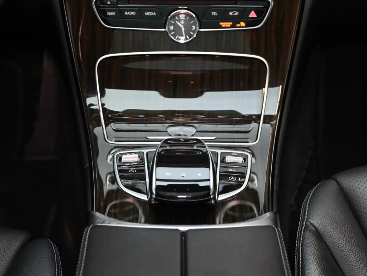 Mercedes-Benz C-Class photo Mercedes-Benz C-Class