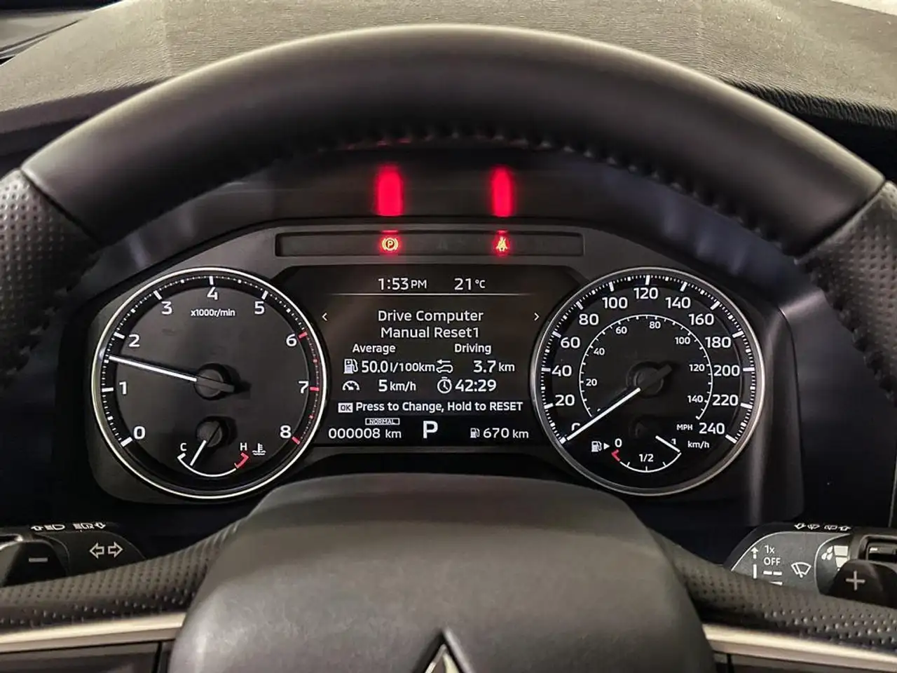 Mitsubishi Outlander снимка Mitsubishi Outlander