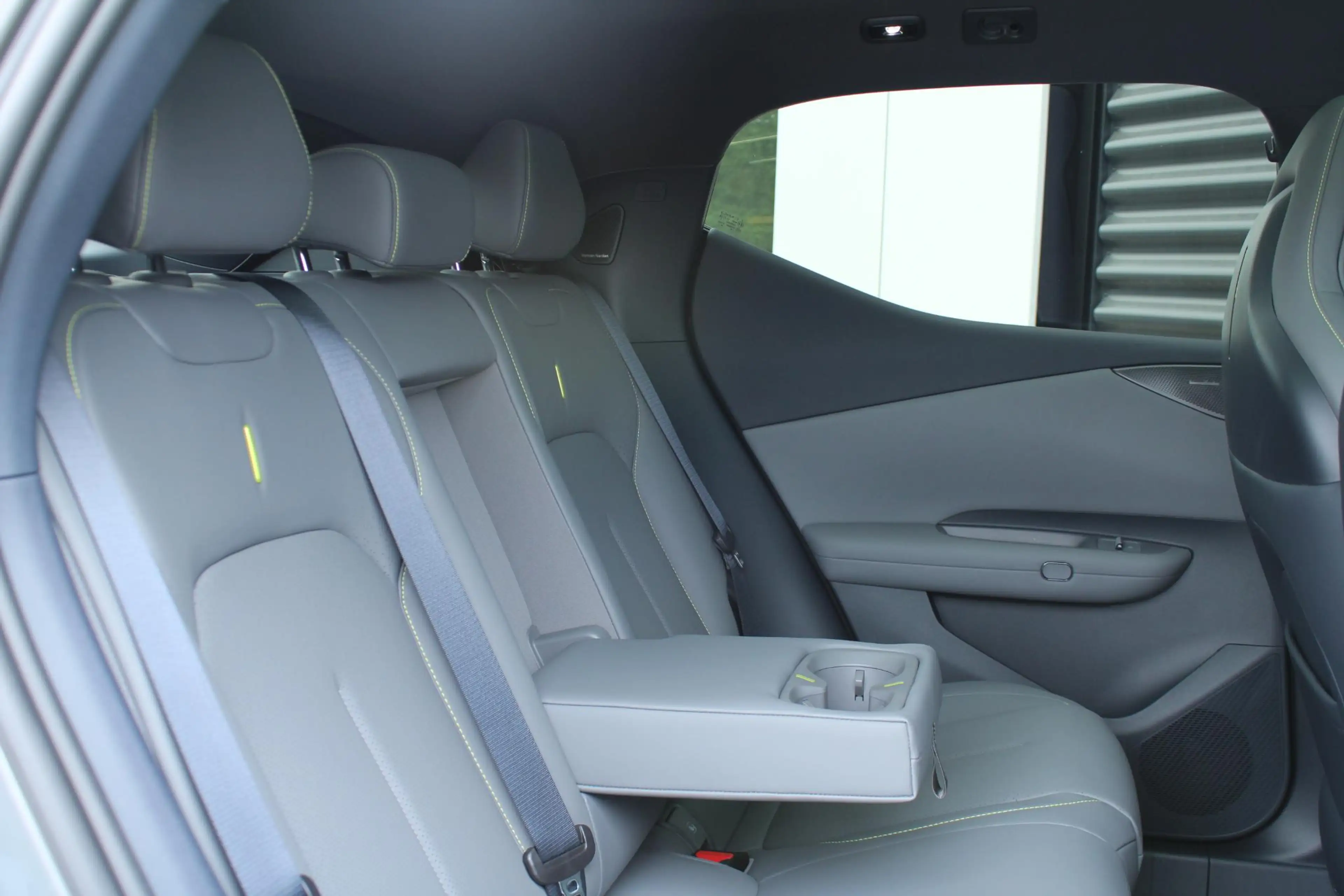 Lynk & Co 02 272PK 66KWh More, HEICO 21" Wielen, HEICO Verlagin — photo 5