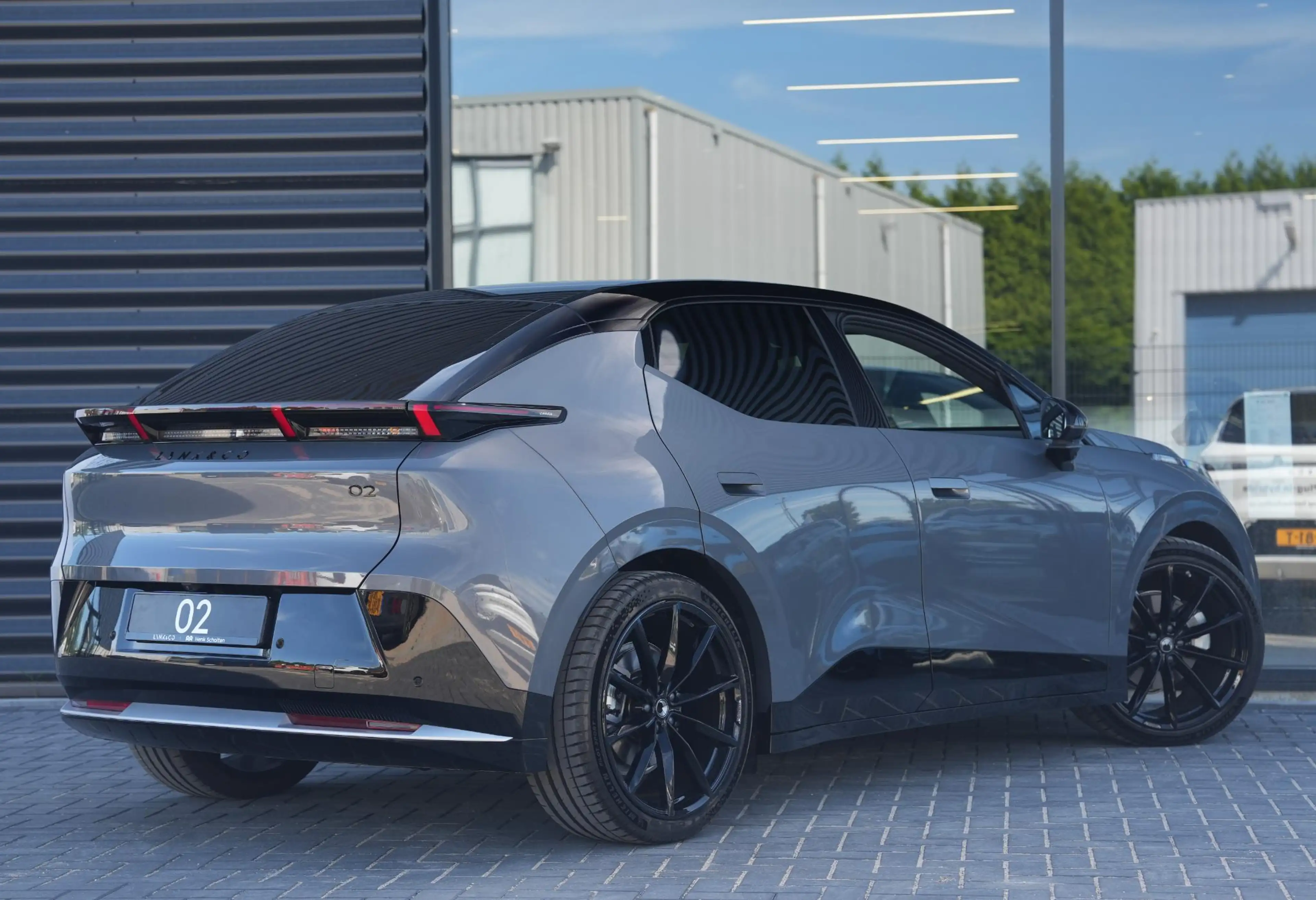 Lynk & Co 02 272PK 66KWh More, HEICO 21" Wielen, HEICO Verlagin — photo 2