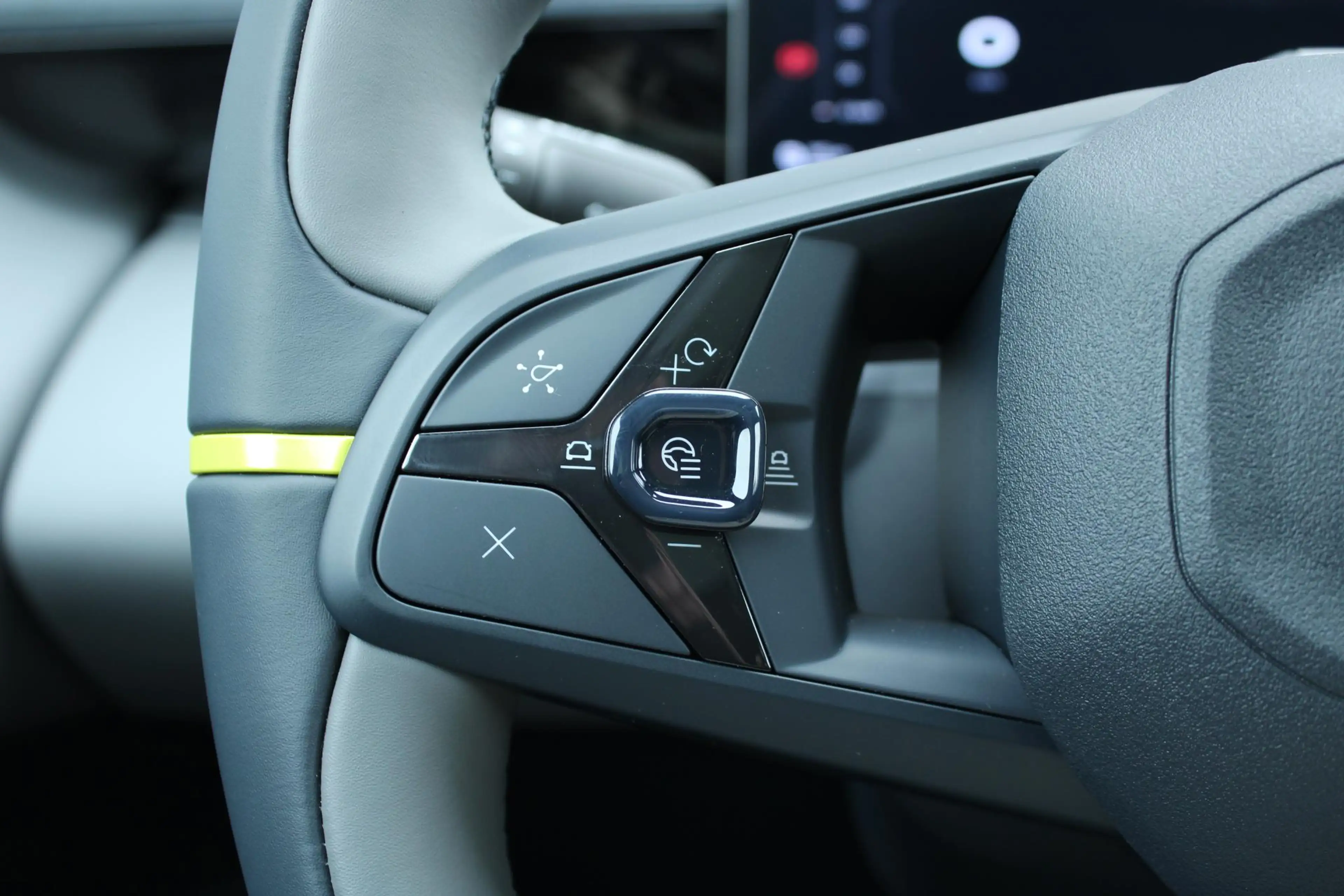 Lynk & Co 02 272PK 66KWh More, HEICO 21" Wielen, HEICO Verlagin — photo 11