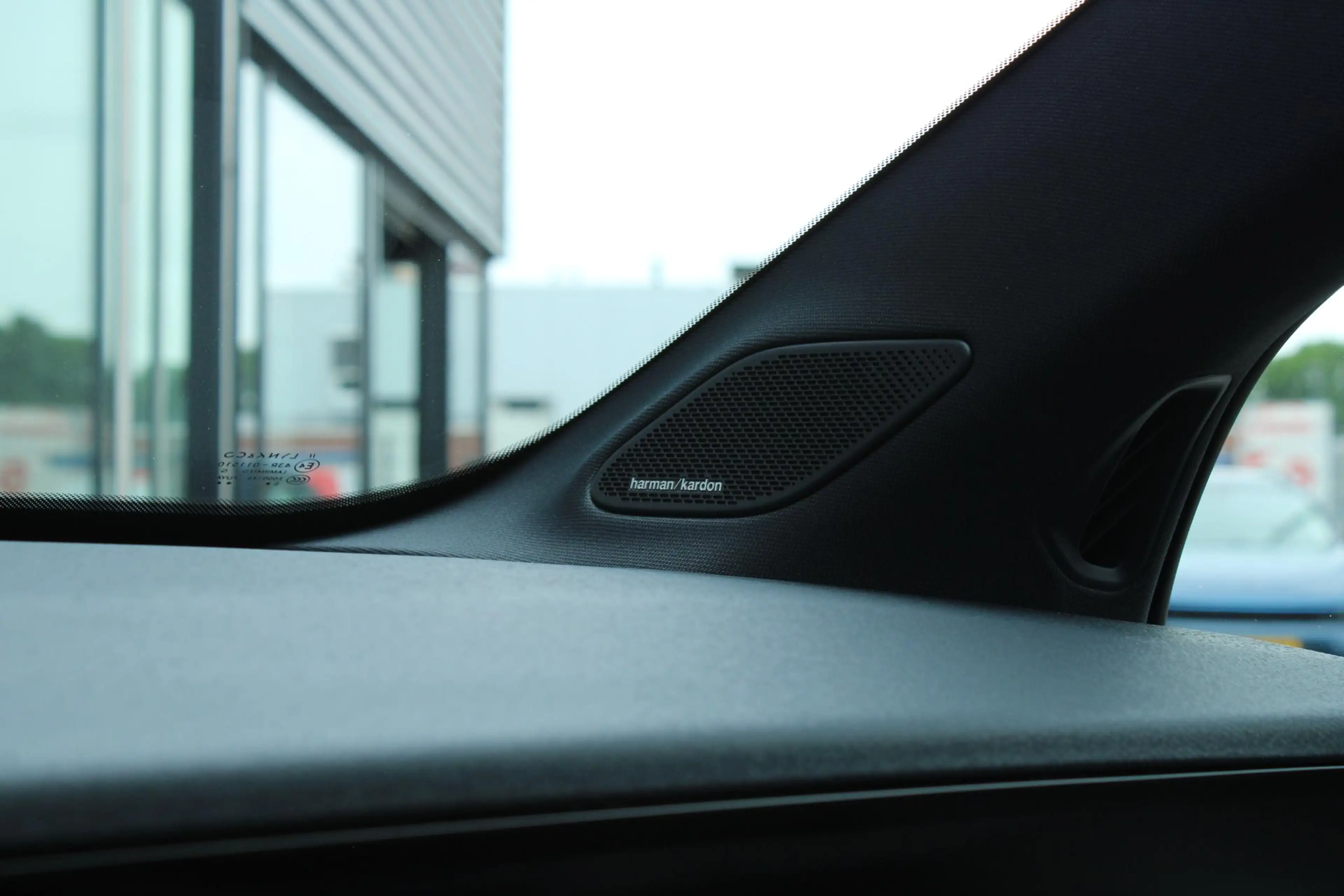 Lynk & Co 02 272PK 66KWh More, HEICO 21" Wielen, HEICO Verlagin — photo 15