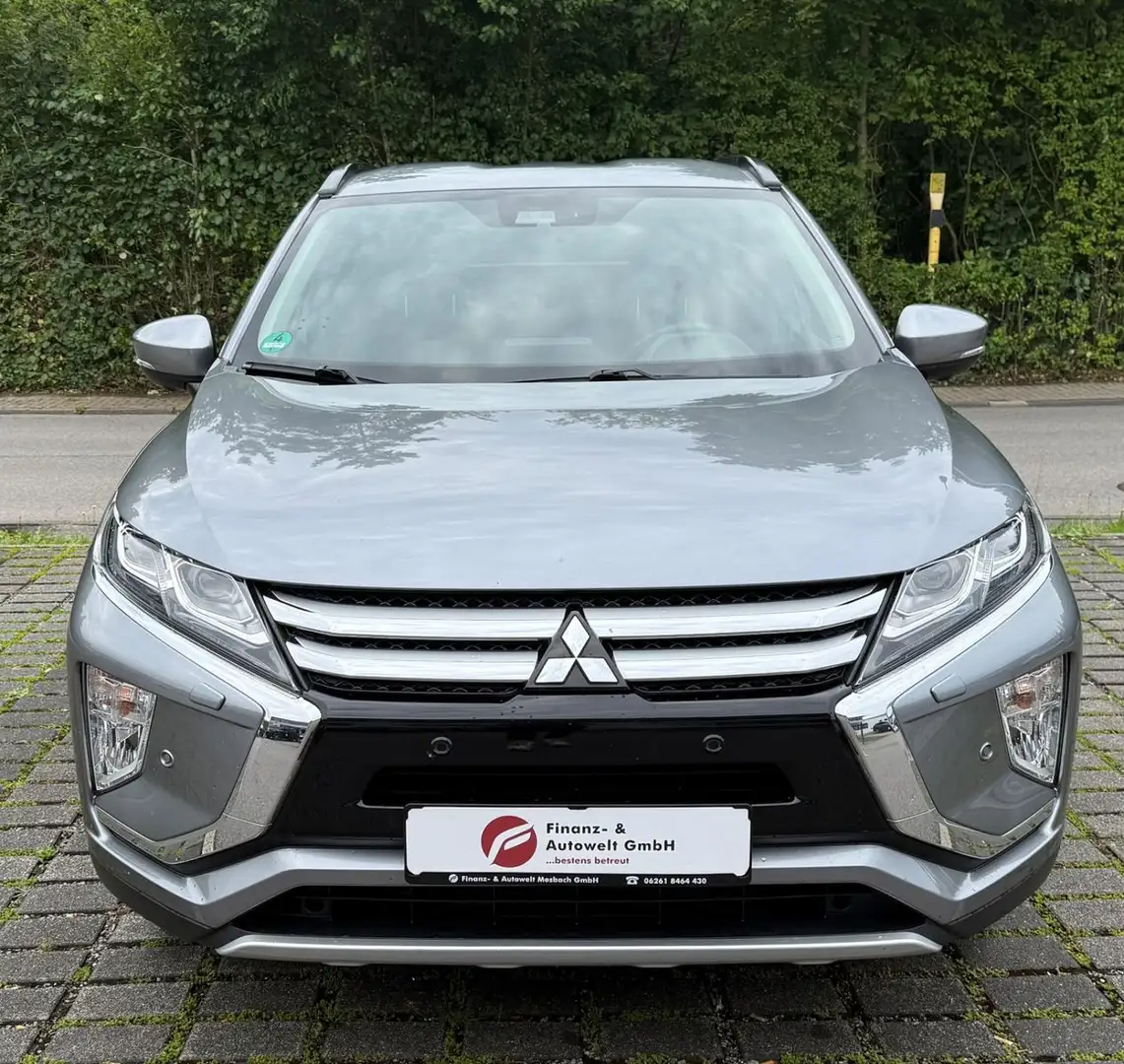 Mitsubishi Eclipse Cross Intro Edition 2WD Grau - 2