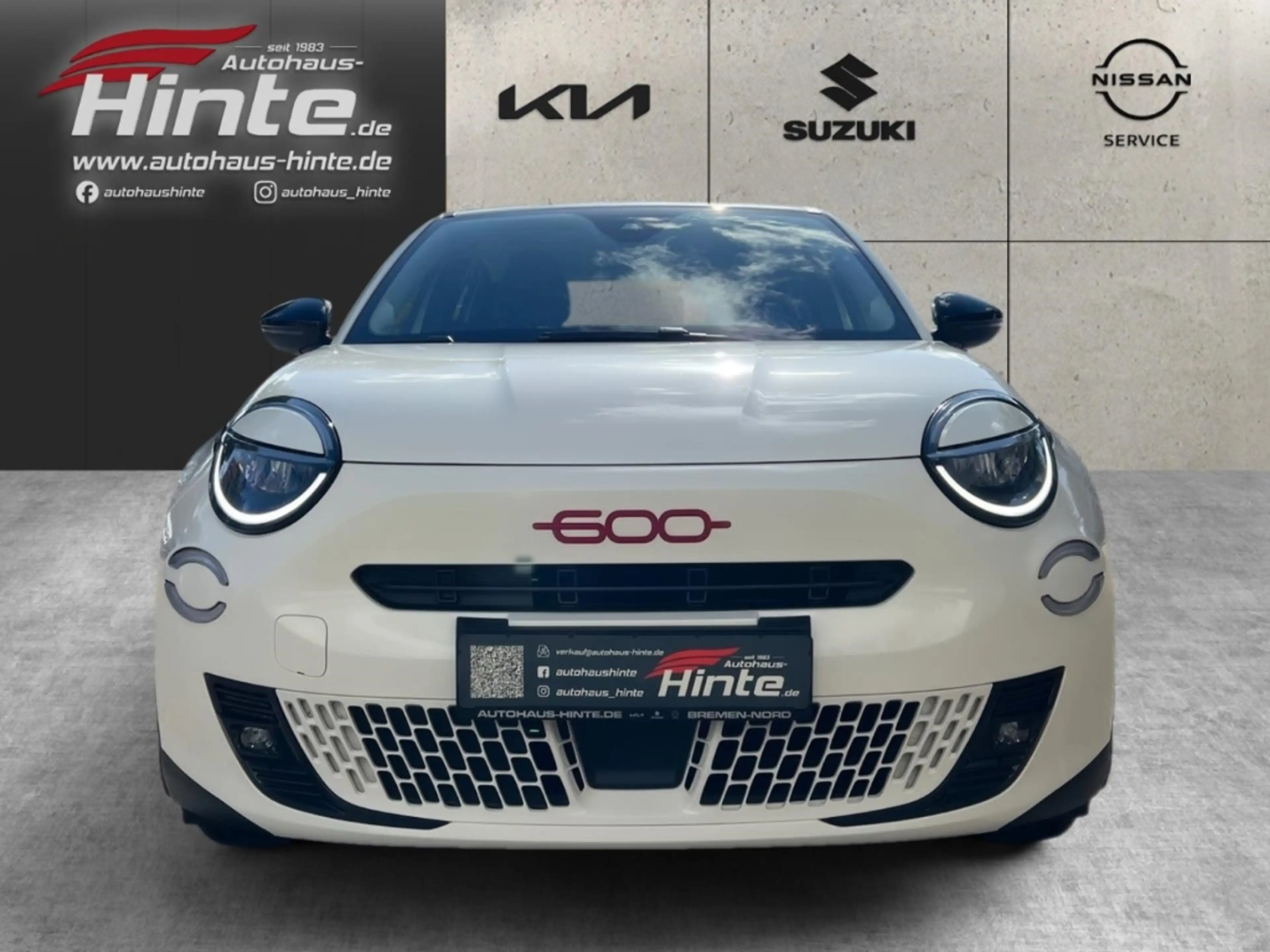 Fiat 600 e 115 kW Red, Carplay, Klimaautomatik, Sitzheizung — photo 2