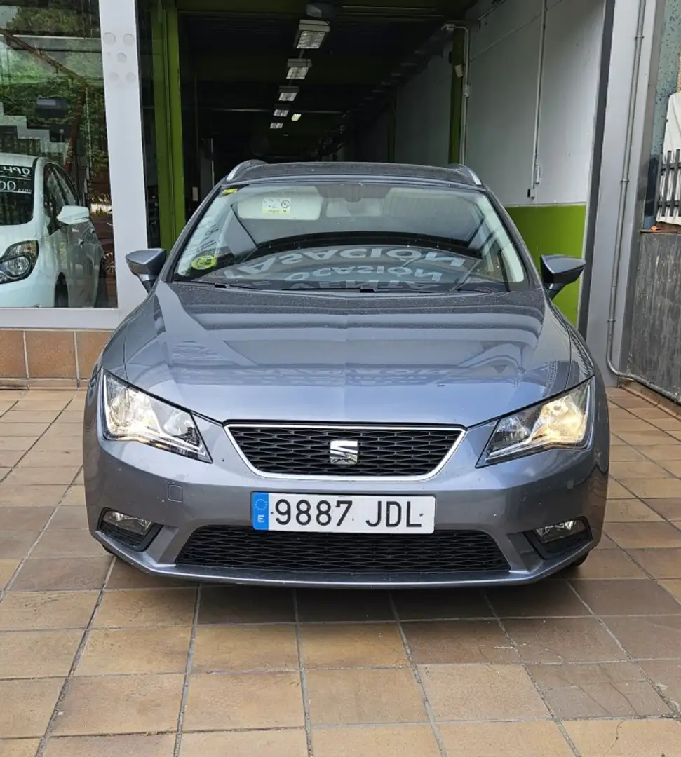 SEAT Leon ST 1.6TDI CR S&S Style Ecomotive 110 Gris - 1