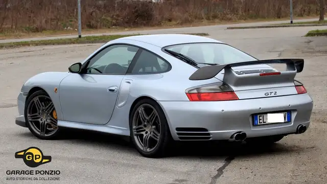 Porsche 996