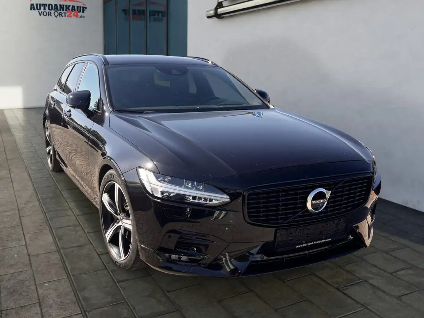 Volvo V90 Kombi R Design AWD*Harman-Kardon*Voll* Klima Navi Schwarz - 1