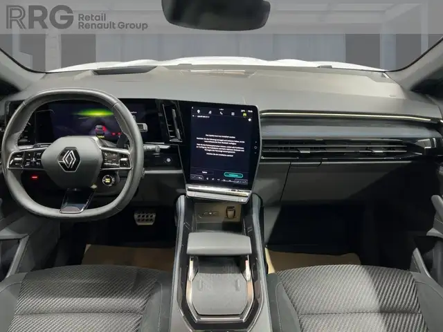 Renault Austral view 10