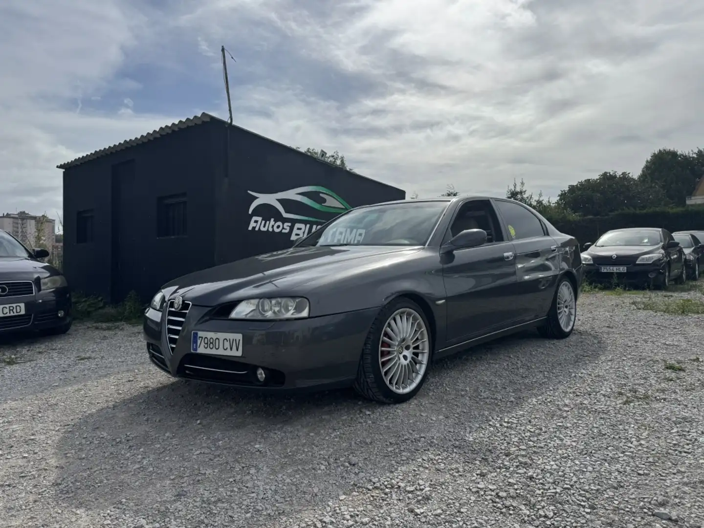 Alfa Romeo 166 2.4JTD Distinctive 175 Gris - 1