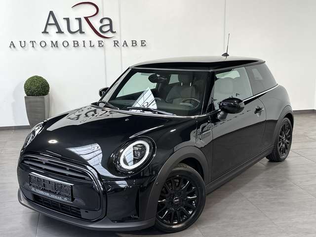 Imagine MINI Cooper Classic Trim Black Ext. NAV+LED+KAM+CARPLAY