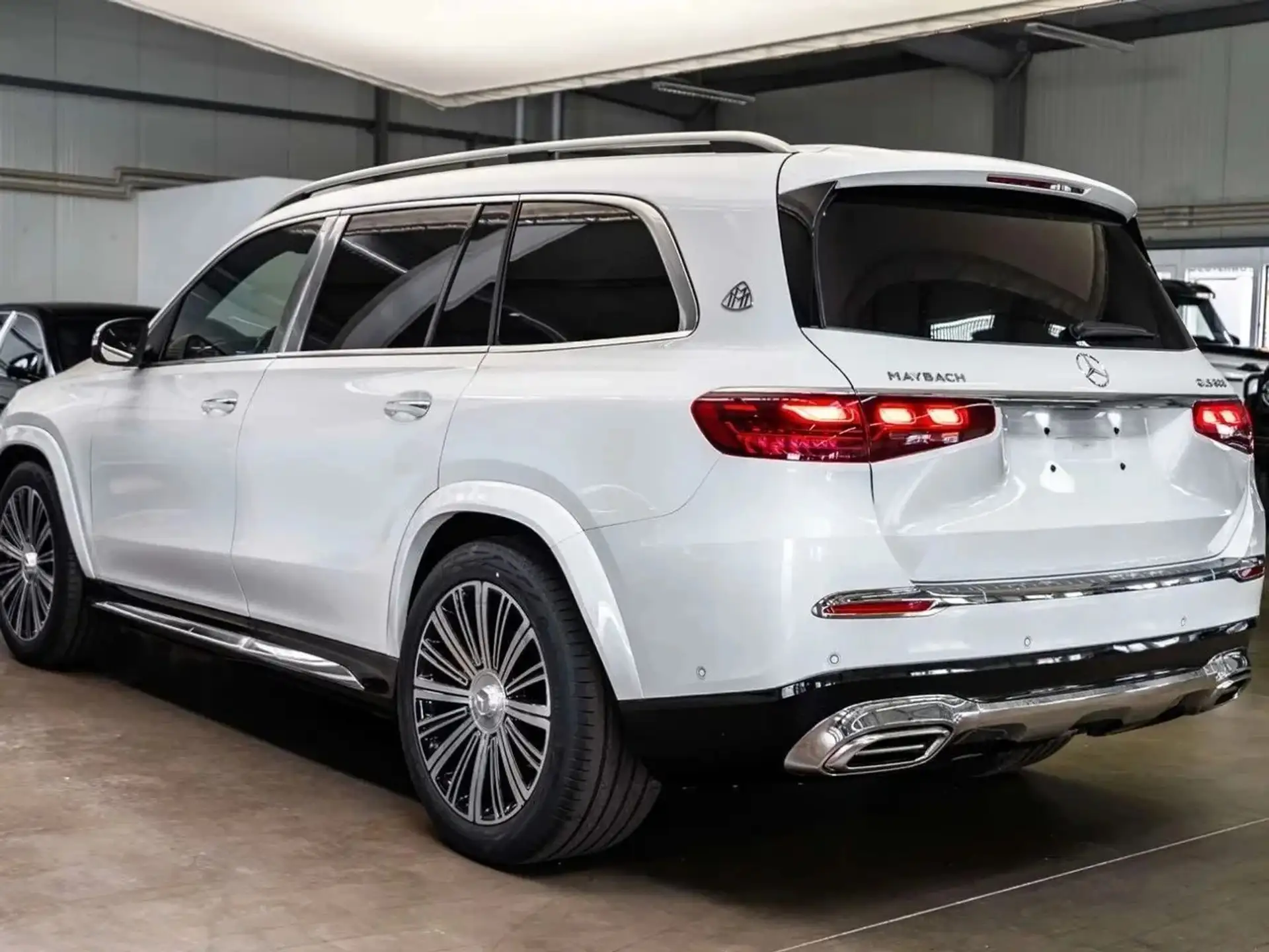 벤츠 GLS-클래스 2026 흰색 사진 4