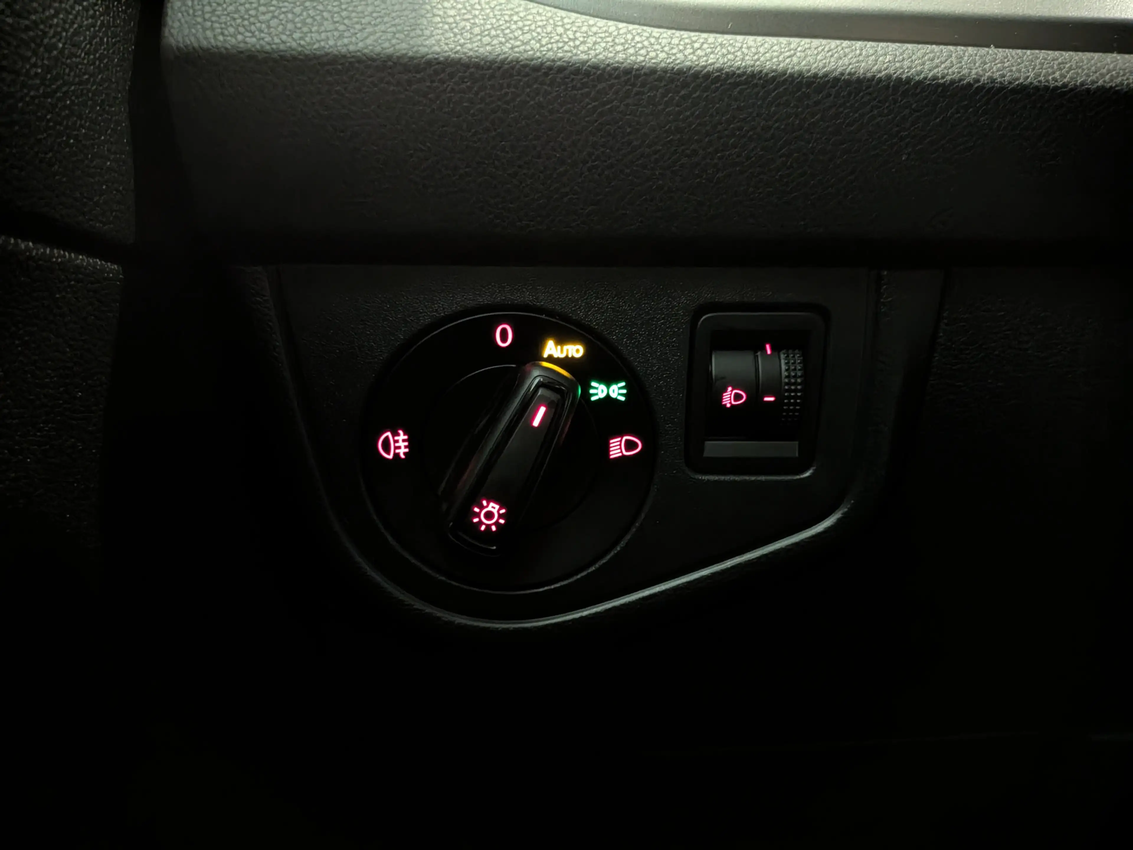 Volkswagen Polo 1.0 TSI Beats Cruise Control, Carplay, Airco — photo 15