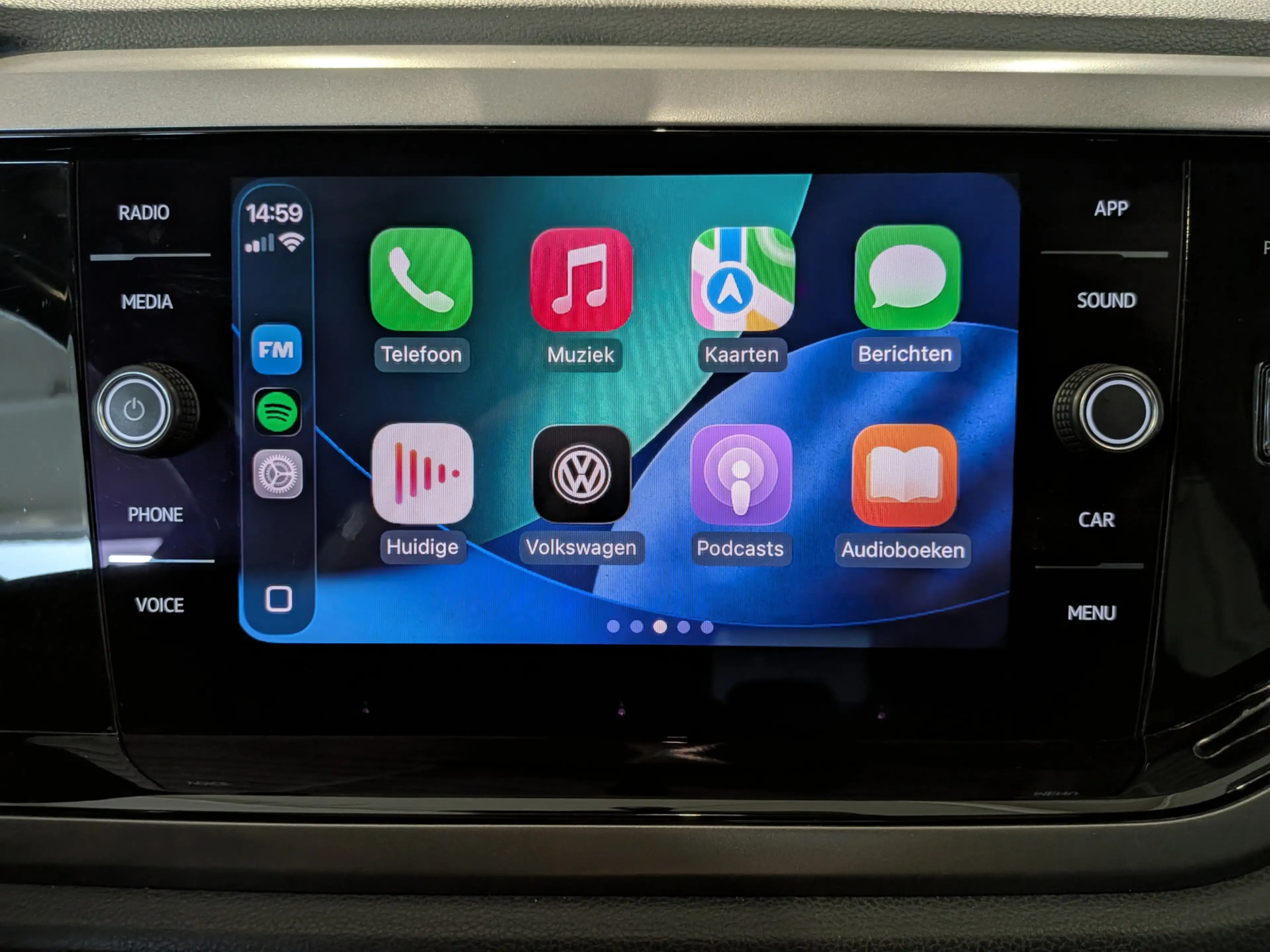Volkswagen Polo 1.0 TSI Beats Cruise Control, Carplay, Airco — photo 19