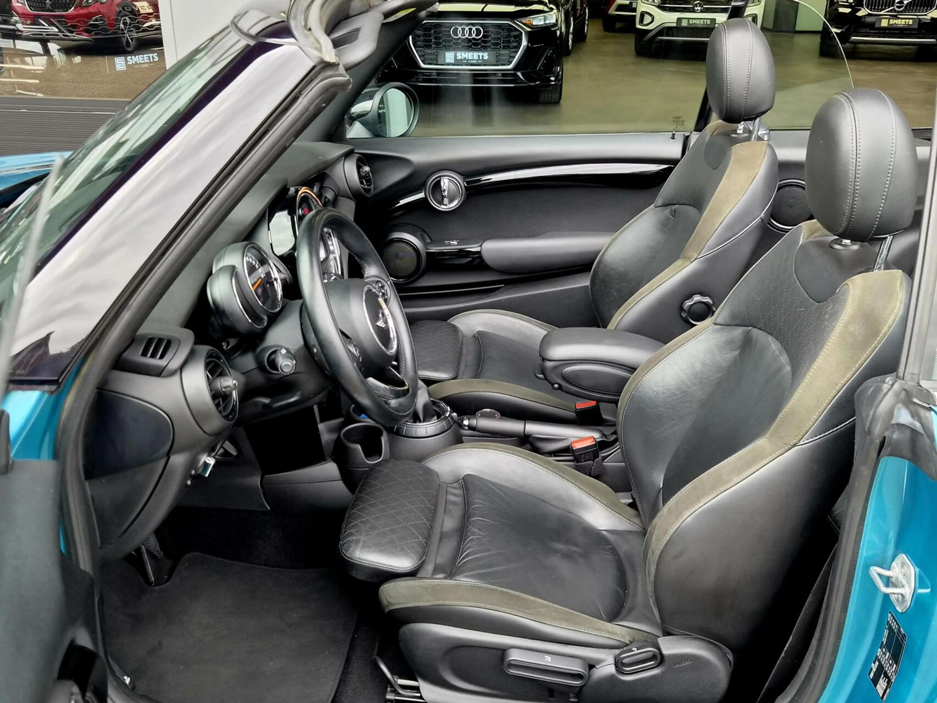 MINI Cooper Cabrio 1.5 Chili Automaat |Leer|Navi|Clima|Cruise — photo 4