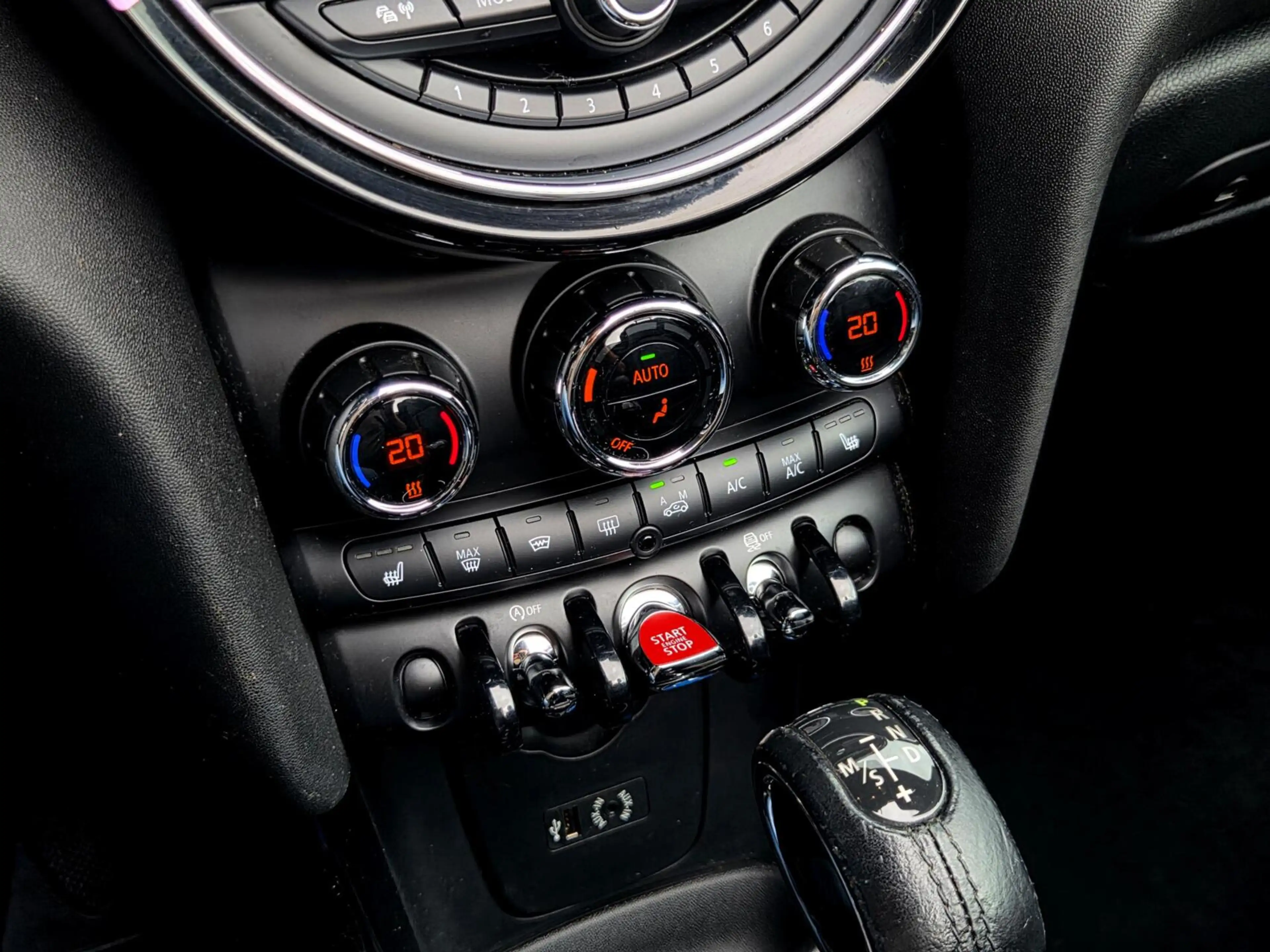 MINI Cooper Cabrio 1.5 Chili Automaat |Leer|Navi|Clima|Cruise — photo 17