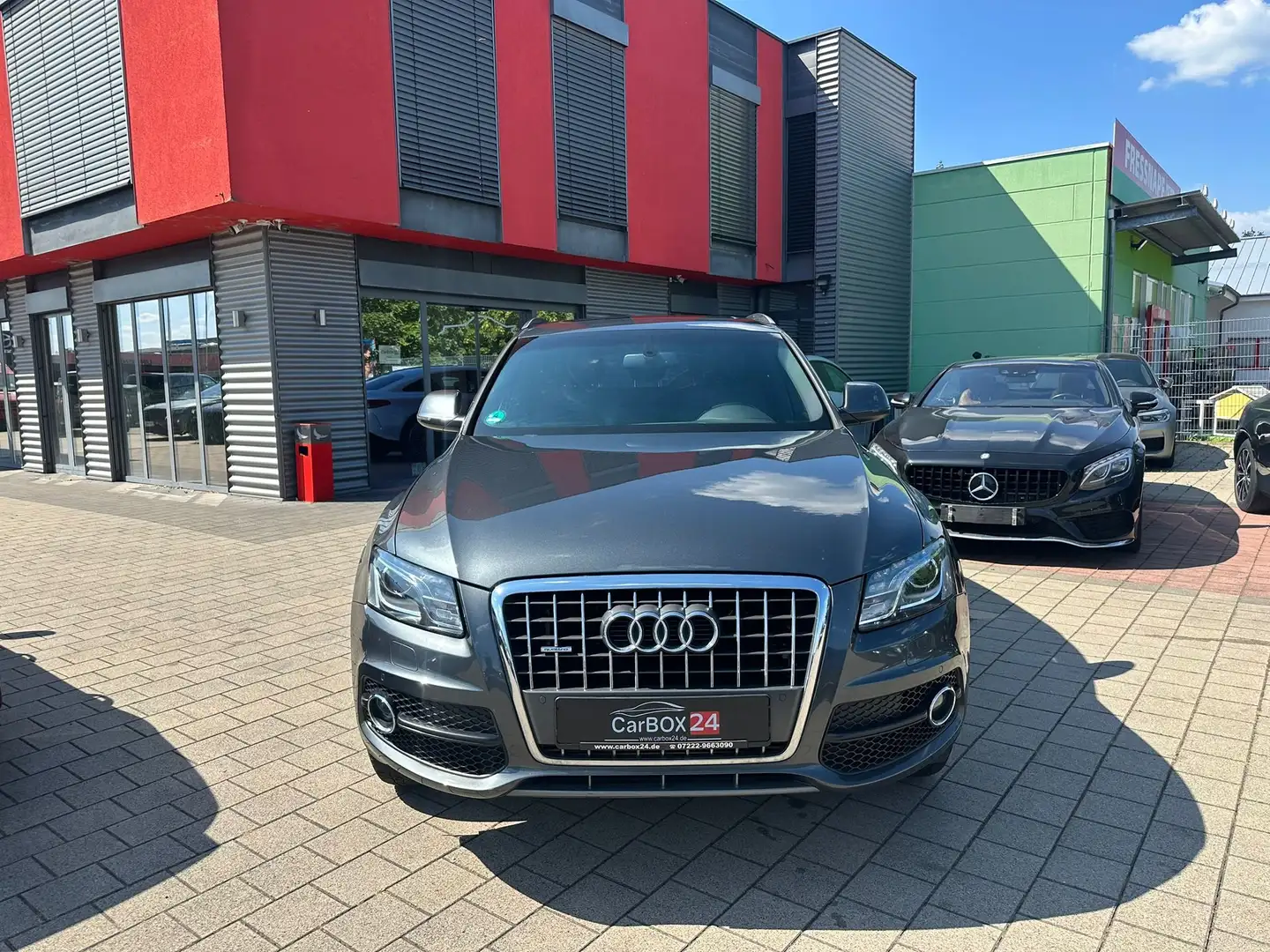 Audi Q5 2.0 TFSI quattro S tronic Grau - 1