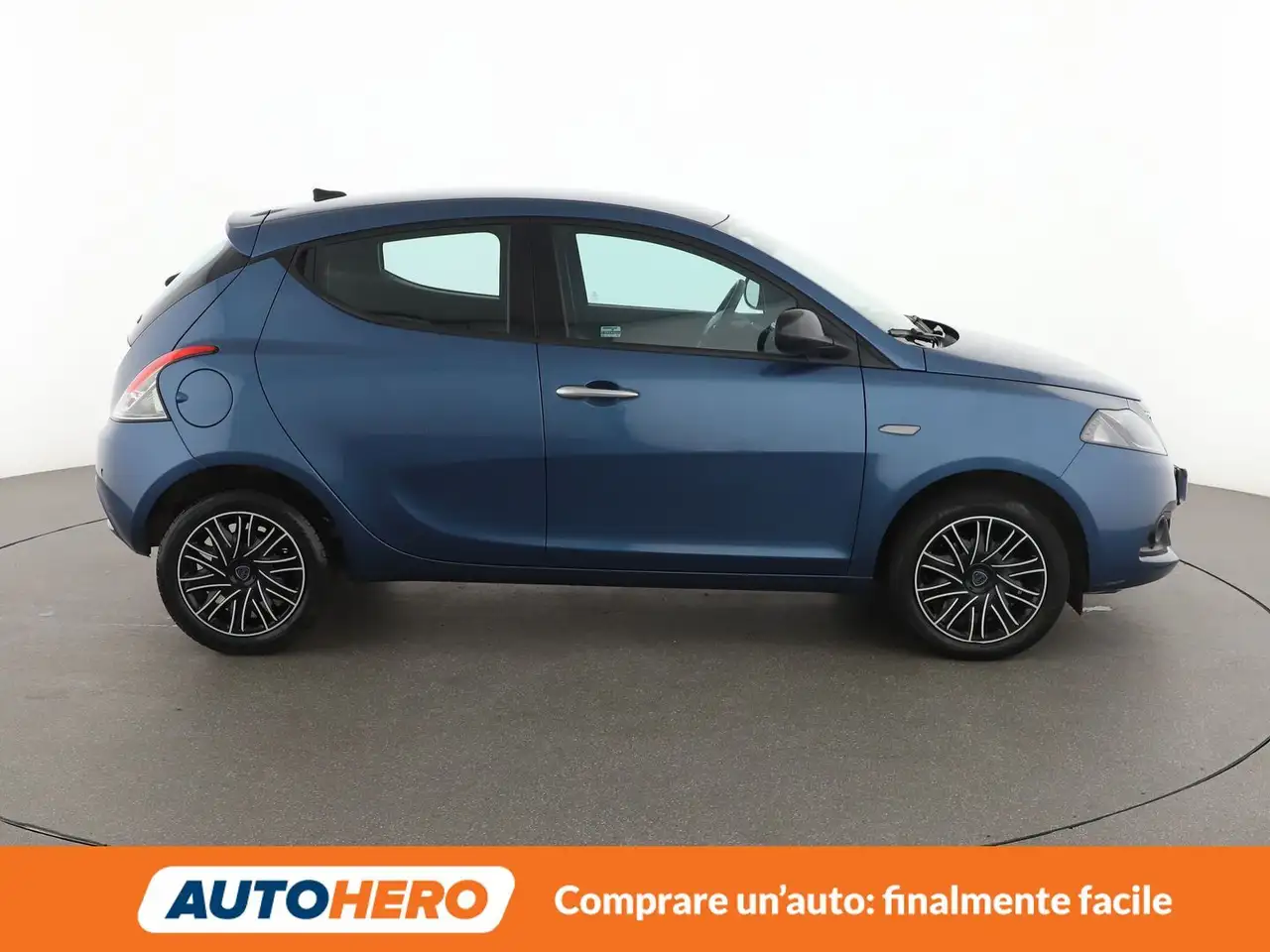 Lancia Ypsilon 2022 — фото 7