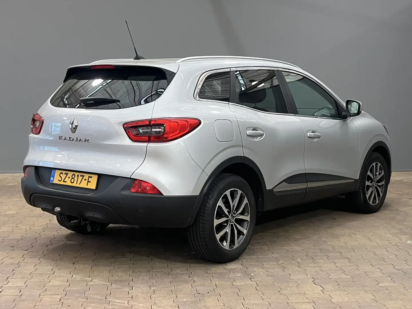 Renault Kadjar 1.2 TCe Limited | Airco (automatisch) | Buitenspie Gris - 2