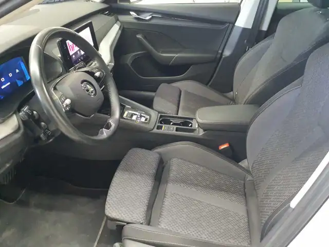 Skoda Octavia view 7