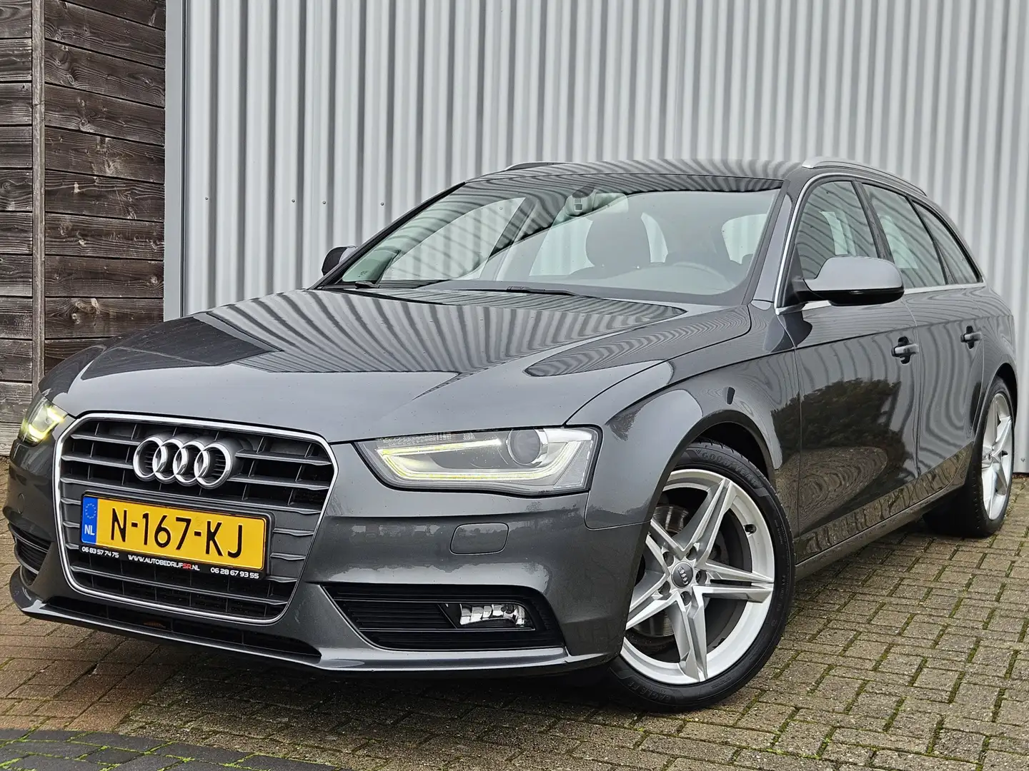 Audi A4 Avant 1.8 TFSI S-Line /Automaat/Dealer Onderhouden Gris - 1