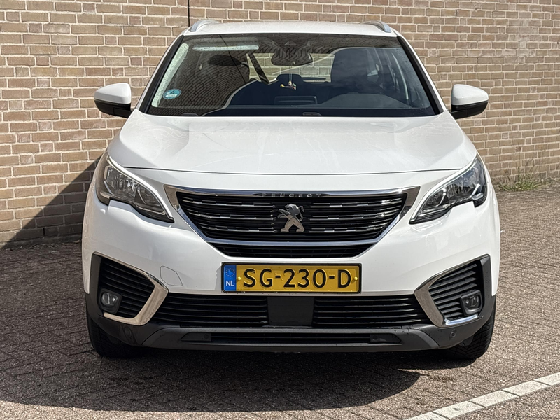 Peugeot 5008 1.2 PureTech Blue Lease Executive | 7P. | Climate — photo 5