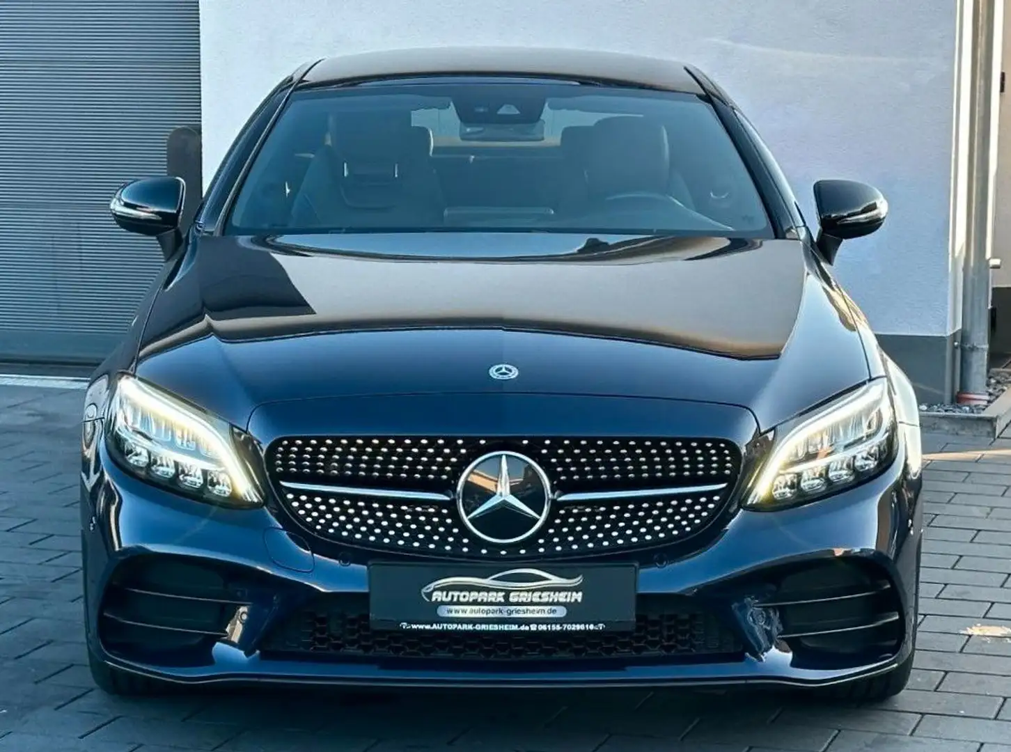 Mercedes-Benz C 180 Coupe 9G*AMG-LINE*NAVI*KAMERA*Ambiente* Blau - 2
