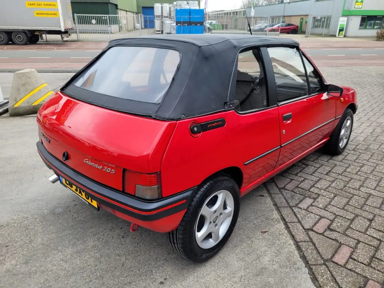 Peugeot 205 1.4 XS Cabriolet, foto 4
