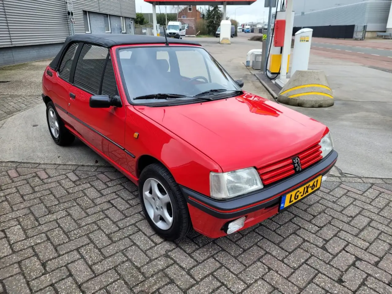 Peugeot 205 1.4 XS Cabriolet, foto 6