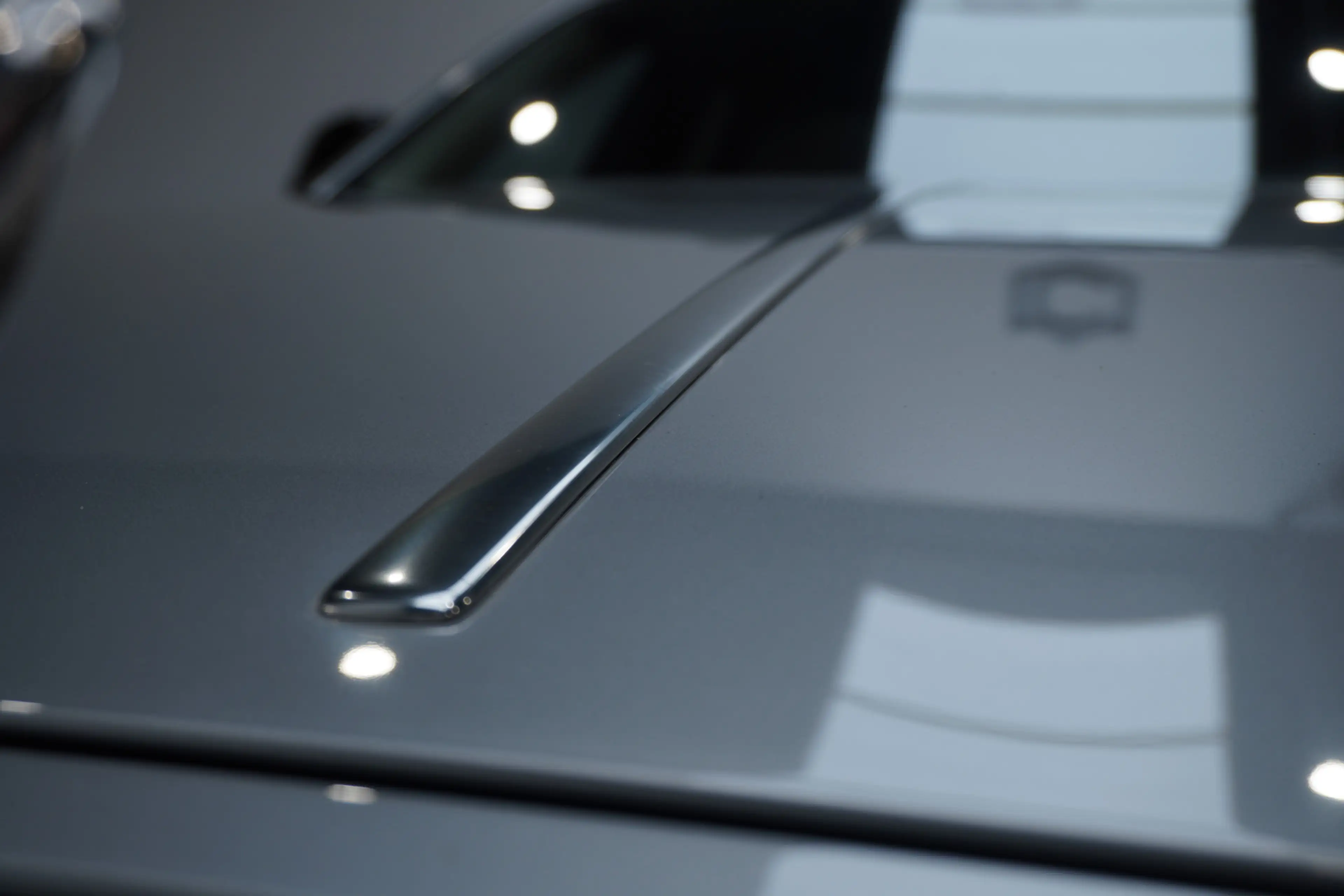Rolls-Royce Ghost 6.6 V12 — photo 16