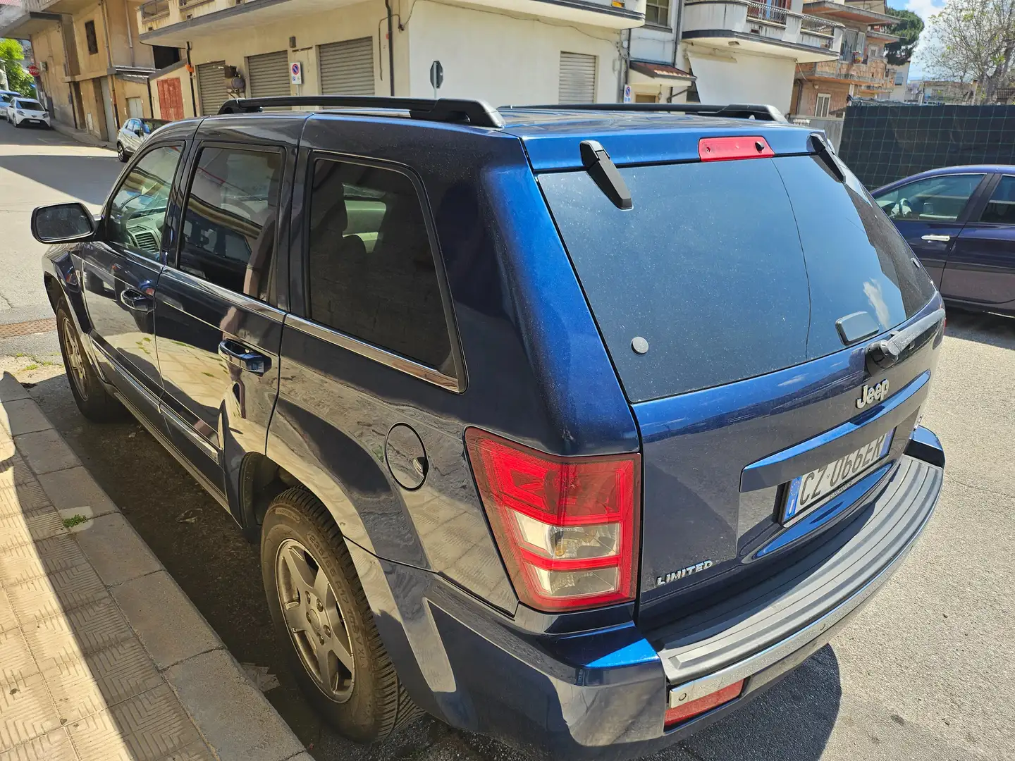 Jeep Grand Cherokee Grand Cherokee III 2005 3.0 V6 crd Laredo auto Blu/Azzurro - 2