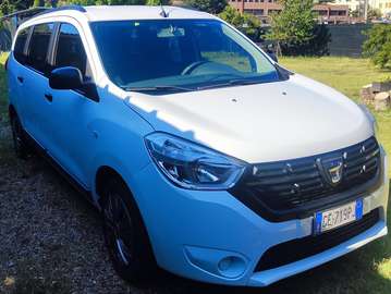Lodgy 2017 1.5 blue dci Essential s