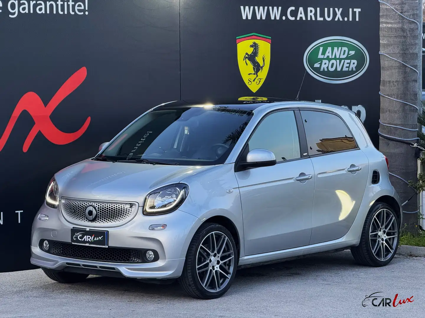 smart forFour 0.9 T BRABUS 109CV Twinamic TETTO CAM JBL Argento - 1