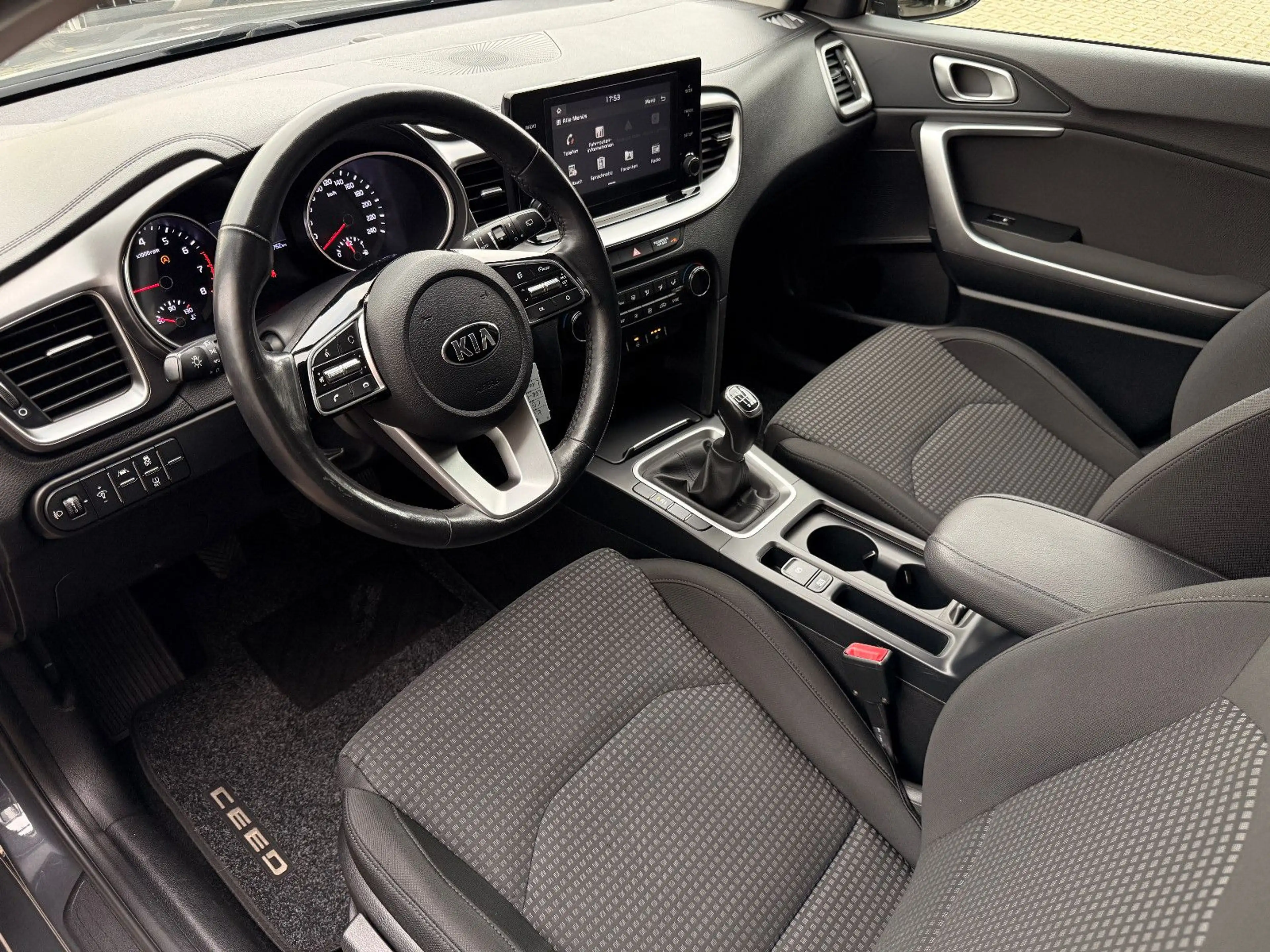 Kia Ceed / cee'd Ceed 1.0 T-GDI 100 Attract/CarPlay/Android/Sitzh — photo 7