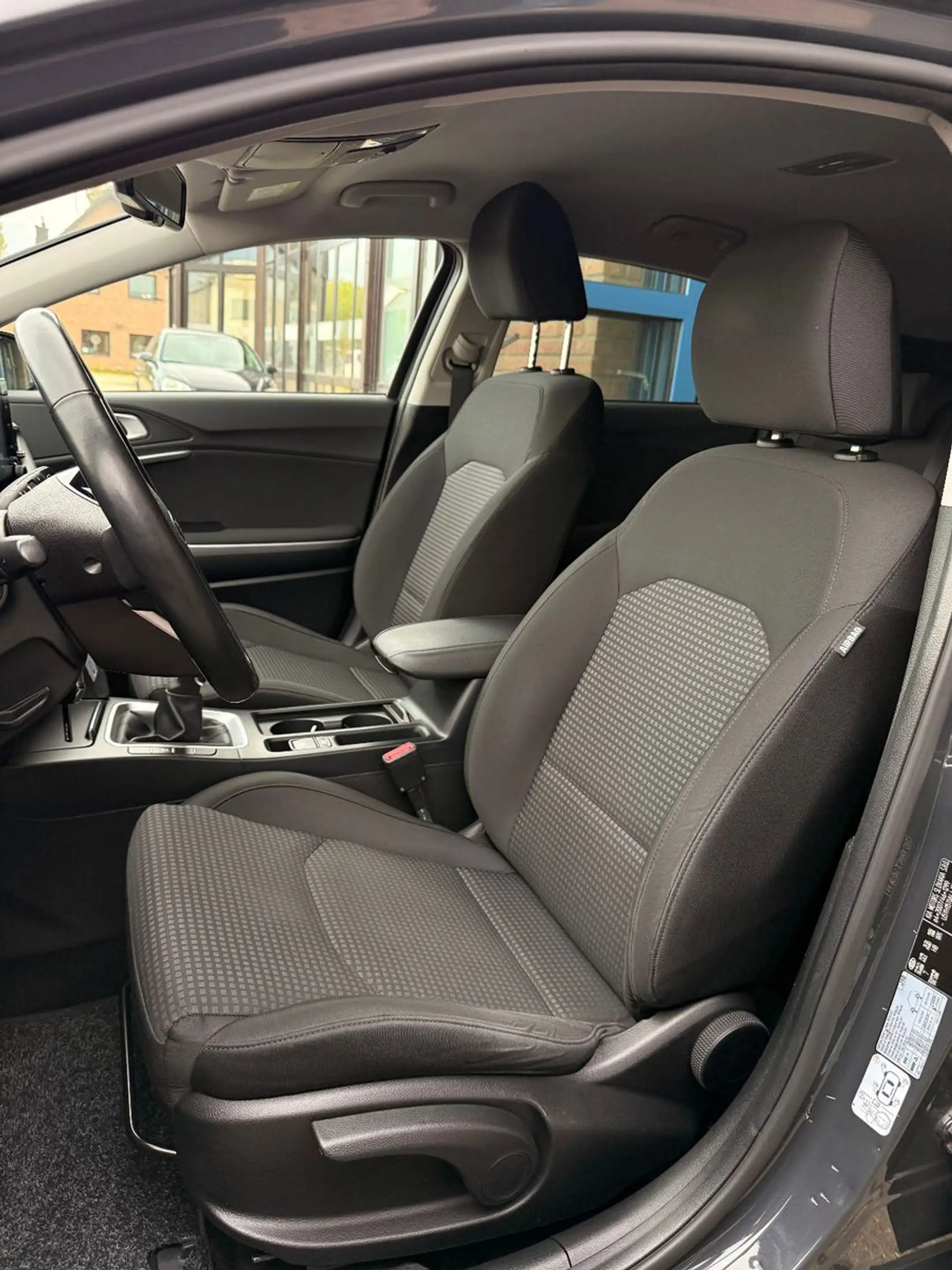 Kia Ceed / cee'd Ceed 1.0 T-GDI 100 Attract/CarPlay/Android/Sitzh — photo 10