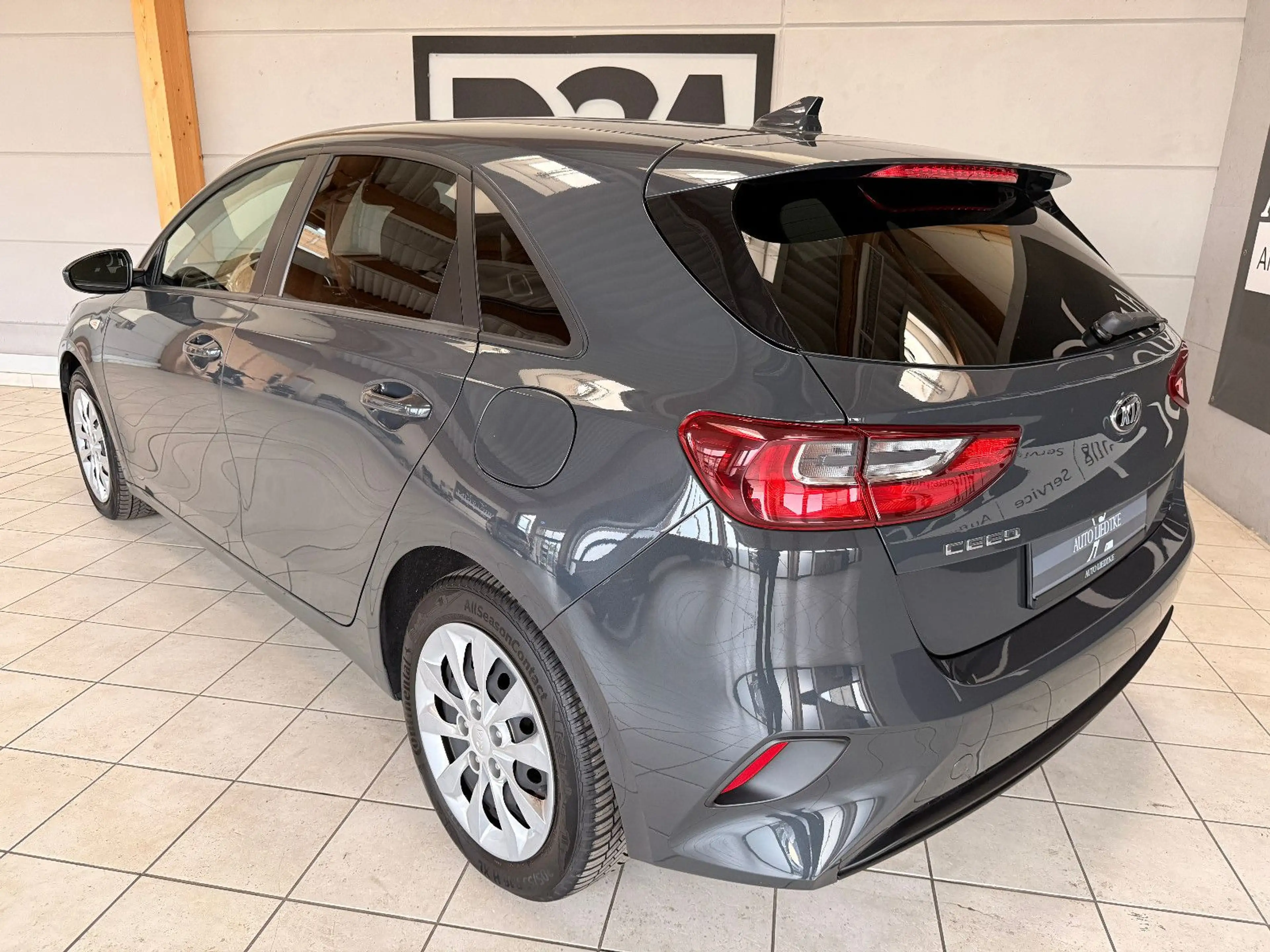Kia Ceed / cee'd Ceed 1.0 T-GDI 100 Attract/CarPlay/Android/Sitzh — photo 3