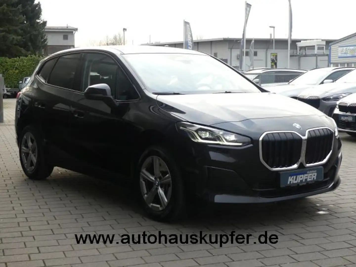 BMW 223 xDrive ACC°AHK°Parkass+Rfcam Negro - 2